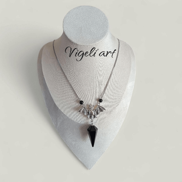 Collier chauve-souris pendule 