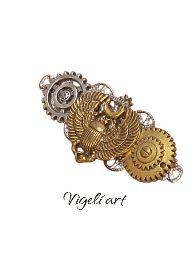 Broche steampunk scarabée